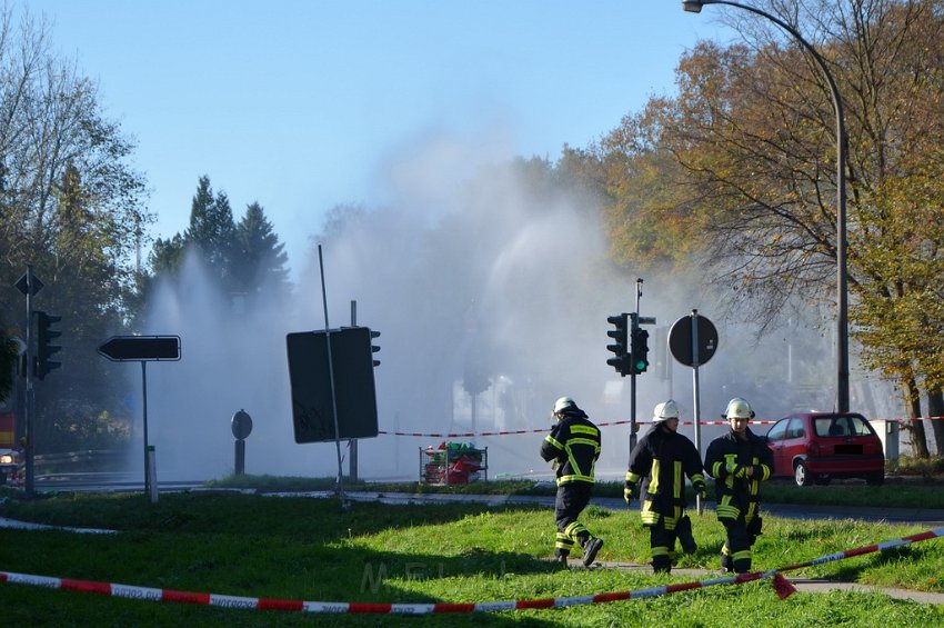 VU Tanklastzug umgestuerzt Huerth Industriestr P221.JPG